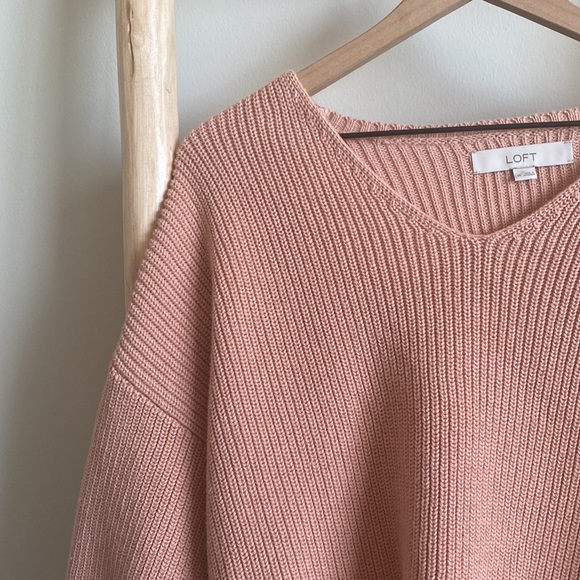 Loft Peach V-neck Puff Sleeve Sweater Sz Medium - Picture 3 of 7